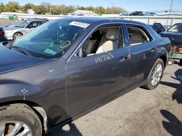 Photo 9 from auction – 2015 CHRYSLER 300 LIMITE with VIN 2C3CCARG5FH756815