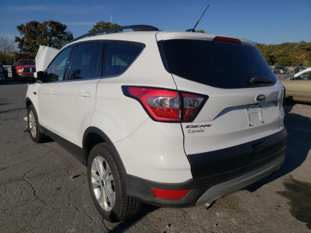 Photo 3 from auction – 2017 FORD ESCAPE SE with VIN 1FMCU9G92HUC79056