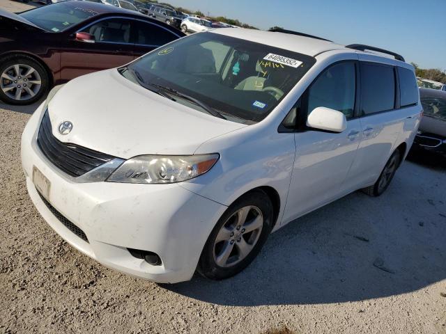Photo 2 from auction – 2014 TOYOTA SIENNA LE with VIN 5TDKK3DC4ES526080