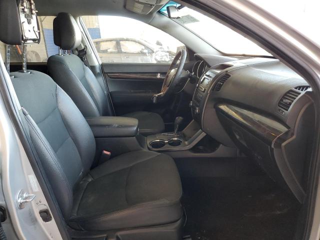 Photo 5 from auction – 2011 KIA SORENTO EX with VIN 5XYKU4A27BG186041