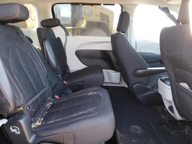 Photo 6 from auction – 2017 CHRYSLER PACIFICA T with VIN 2C4RC1BG5HR850884
