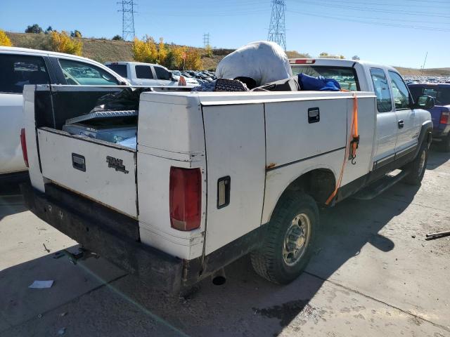 Photo 4 from auction – 2002 CHEVROLET SILVERADO with VIN 1GCHK29132E200462