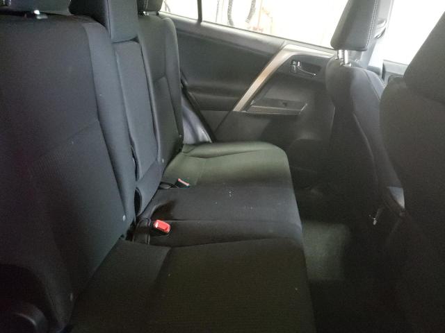 Photo 6 from auction – 2015 TOYOTA RAV4 XLE with VIN 2T3RFREV9FW246080