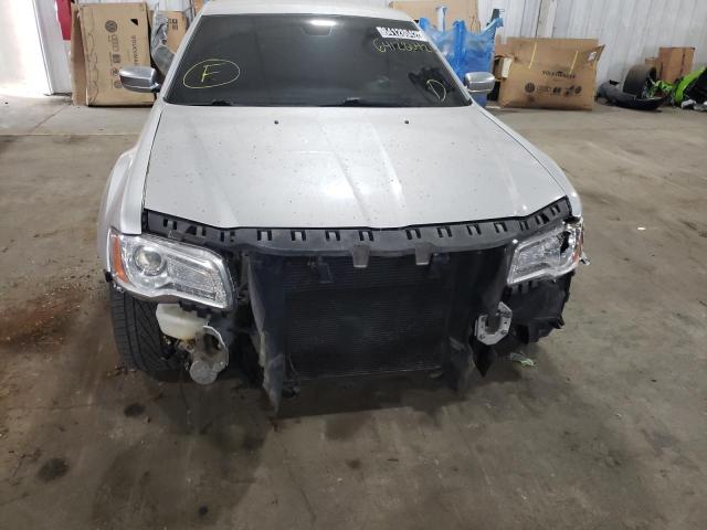 Photo 9 from auction – 2012 CHRYSLER 300C LUXUR with VIN 2C3CCAPT0CH256380