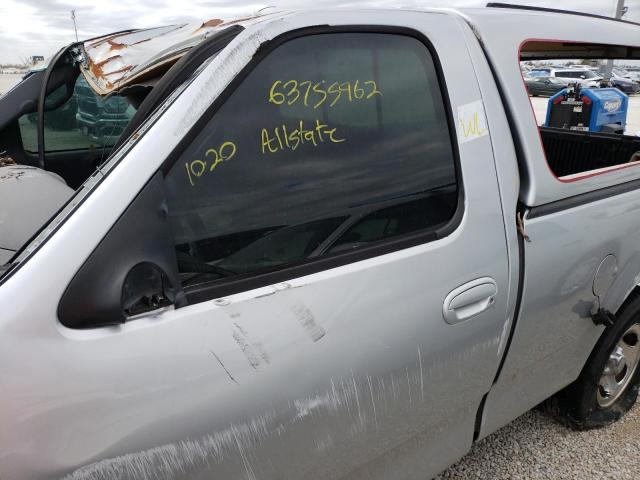 Photo 9 from auction – 2002 FORD F150 with VIN 1FTRF17232NA42381