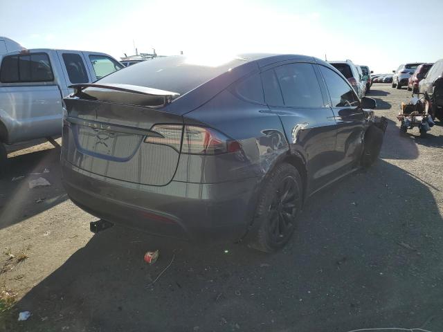 Photo 4 from auction – 2017 TESLA MODEL X with VIN 5YJXCAE23HF077366