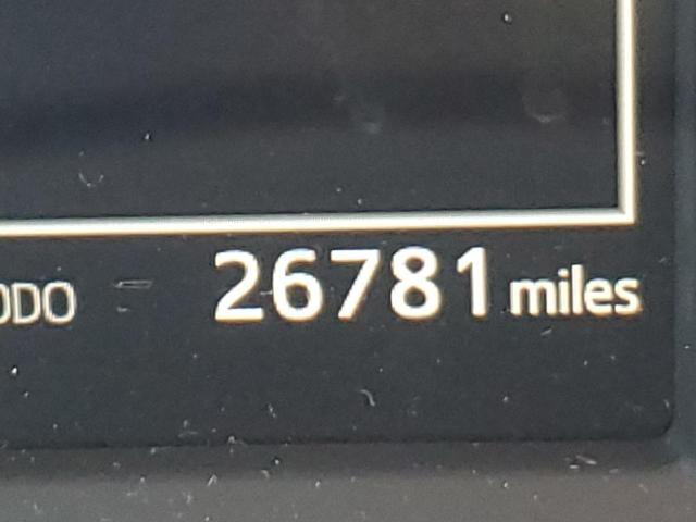 Photo 8 from auction – 2018 TOYOTA RAV4 ADVEN with VIN 2T3RFREV3JW843606