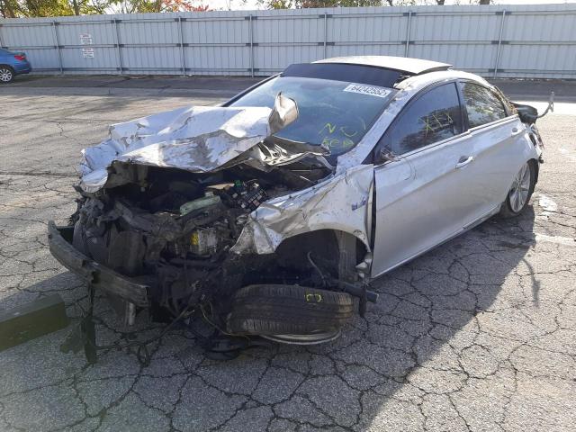 Photo 2 from auction – 2015 HYUNDAI SONATA HYB with VIN KMHEC4A43FA135591
