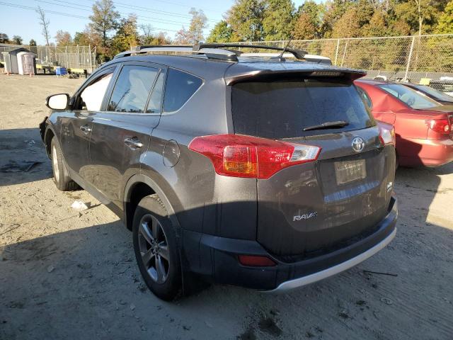 Photo 3 from auction – 2015 TOYOTA RAV4 XLE with VIN JTMRFREV9FD163360