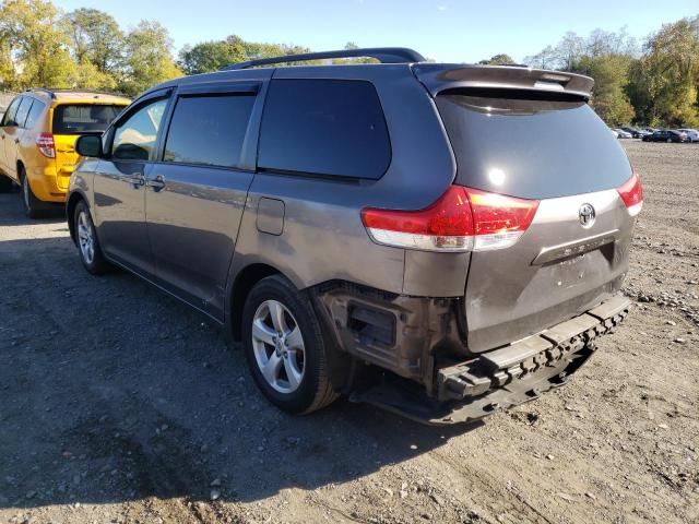 Photo 3 from auction – 2011 TOYOTA SIENNA LE with VIN 5TDKK3DC0BS146584