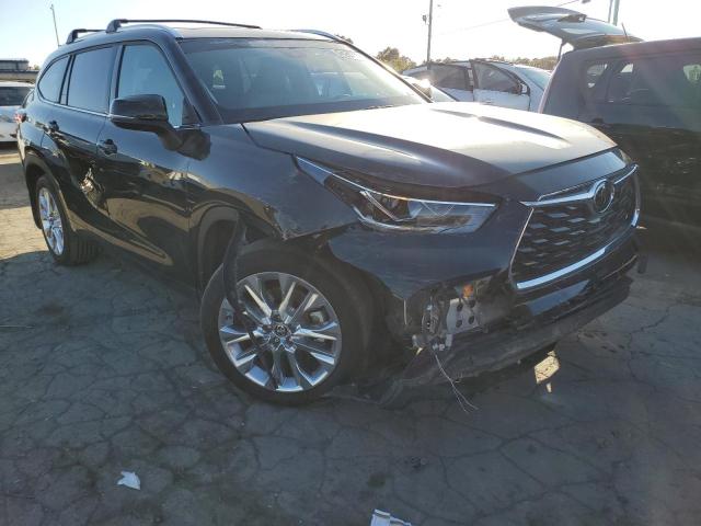 TOYOTA HIGHLANDER 2022 with VIN 5TDDZRBH4NS184636 - Photo from auction