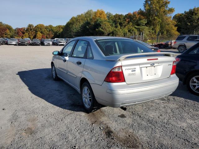 Photo 3 from auction – 2005 FORD FOCUS ZX4 with VIN 1FAFP34N95W110214