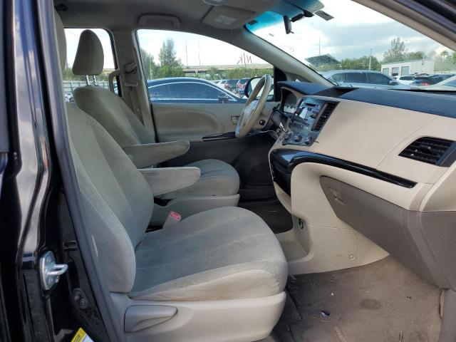 Photo 5 from auction – 2012 TOYOTA SIENNA BAS with VIN 5TDKA3DC7CS010750