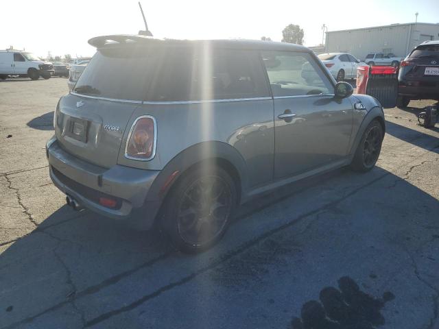 Photo 4 from auction – 2007 MINI COOPER S with VIN WMWMF73507TL92287