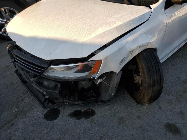 Photo 9 from auction – 2014 VOLKSWAGEN JETTA BASE with VIN 3VW2K7AJ6EM210428