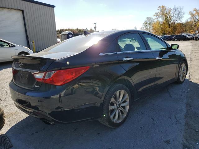 Photo 4 from auction – 2011 HYUNDAI SONATA SE with VIN 5NPEC4AB5BH229848