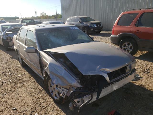 VOLVO S70 1998 with VIN YV1LS5576W2554659 - Photo from auction