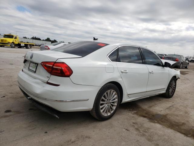 Photo 4 from auction – 2016 VOLKSWAGEN PASSAT SE with VIN 1VWBT7A30GC026086