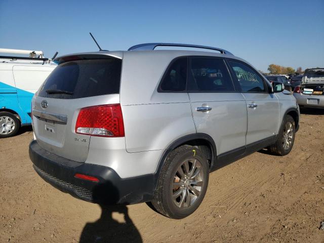 Photo 4 from auction – 2011 KIA SORENTO EX with VIN 5XYKUDA27BG123523