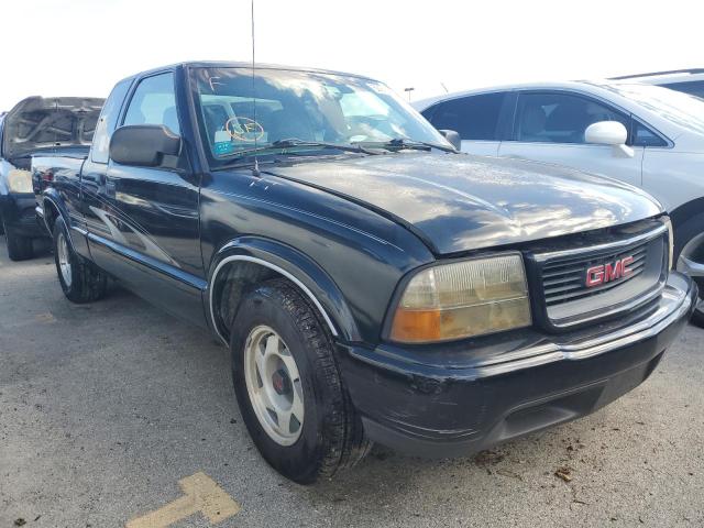 GMC SONOMA 2000 with VIN 1GTCS19W2Y8137815 - Photo from auction