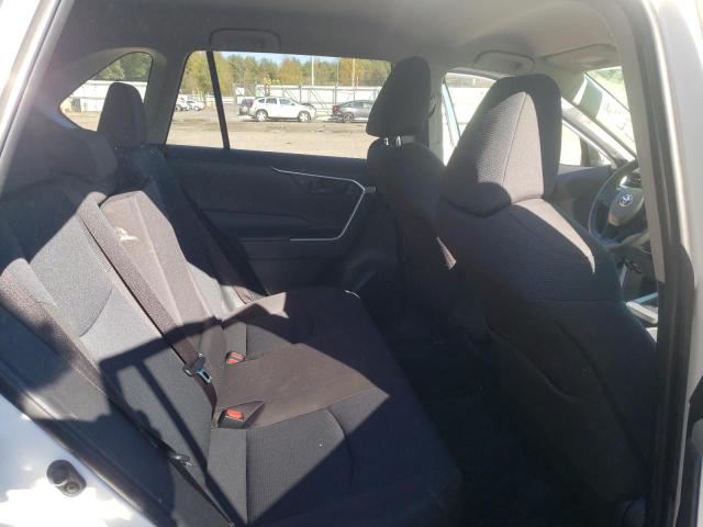 Photo 6 from auction – 2020 TOYOTA RAV4 LE with VIN JTMG1RFV5LD066544