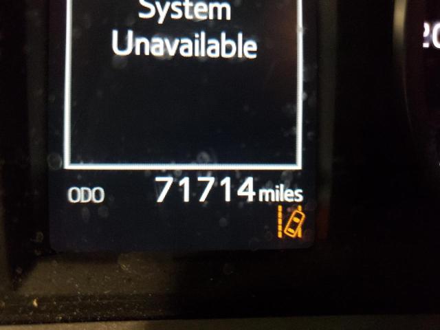 Photo 8 from auction – 2017 TOYOTA RAV4 LE with VIN 2T3BFREV0HW560107