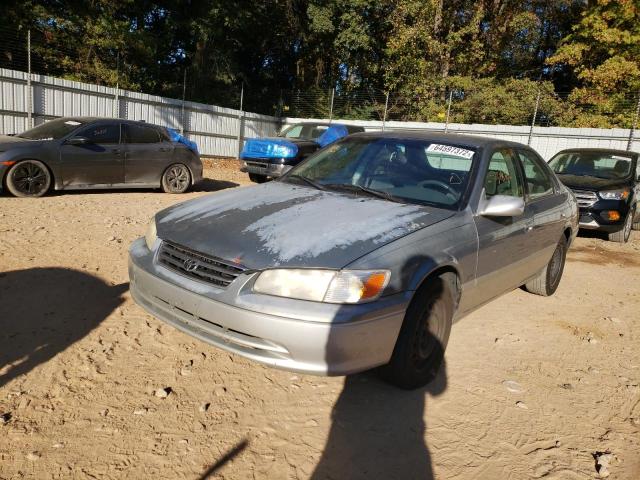 Photo 2 from auction – 2001 TOYOTA CAMRY LE with VIN JT2BG28K810537747