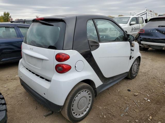 Photo 4 from auction – 2013 SMART FORTWO PUR with VIN WMEEJ3BA2DK636621