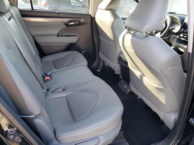 Photo 6 from auction – 2022 TOYOTA HIGHLANDER with VIN 5TDDZRBH4NS184636