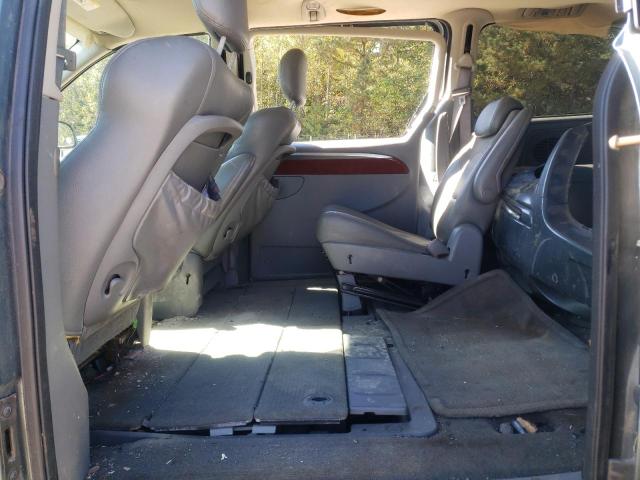 Photo 6 from auction – 2006 CHRYSLER TOWN & COU with VIN 2A4GP64L46R753301