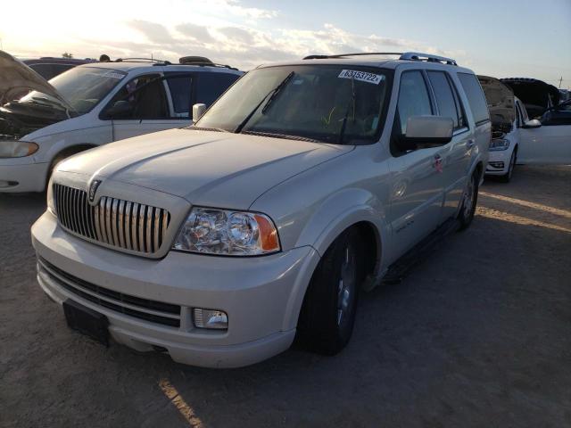 Photo 2 from auction – 2005 LINCOLN NAVIGATOR with VIN 5LMFU285X5LJ01197