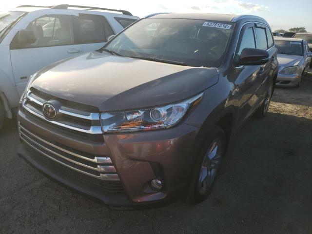 Photo 2 from auction – 2017 TOYOTA HIGHLANDER with VIN 5TDYZRFH3HS218629