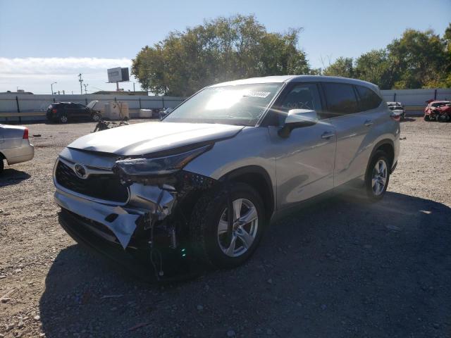 Фото 2 с аукциона – 2021 TOYOTA HIGHLANDER с VIN 5TDZZRAH3MS067202