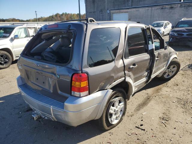 Photo 4 from auction – 2005 FORD ESCAPE HEV with VIN 1FMCU96H15KD30305