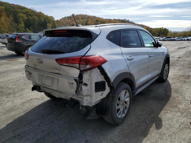 Photo 4 from auction – 2017 HYUNDAI TUCSON LIM with VIN KM8J3CA29HU351843