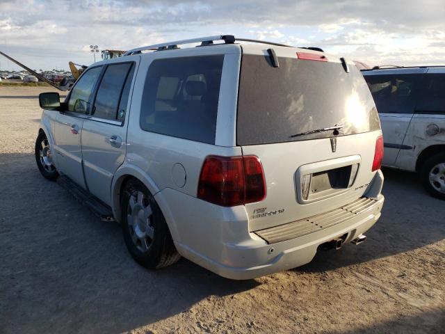 Photo 3 from auction – 2005 LINCOLN NAVIGATOR with VIN 5LMFU285X5LJ01197