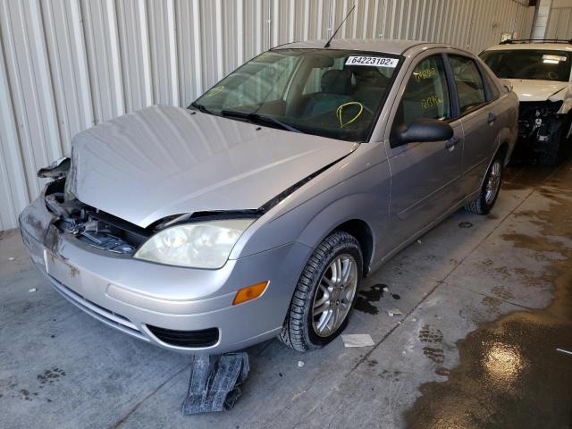 Photo 2 from auction – 2006 FORD FOCUS ZX4 with VIN 1FAFP34N96W194083