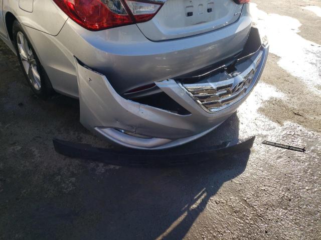 Photo 9 from auction – 2013 HYUNDAI SONATA SE with VIN 5NPEC4AC7DH679013