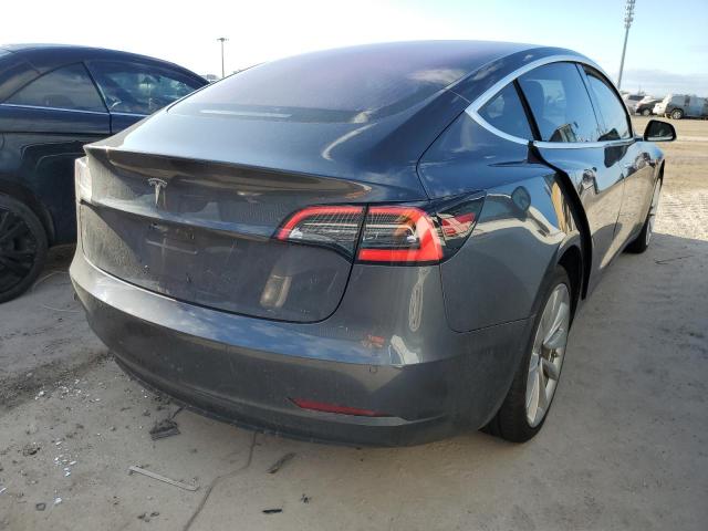 Photo 4 from auction – 2018 TESLA MODEL 3 with VIN 5YJ3E1EA4JF020017