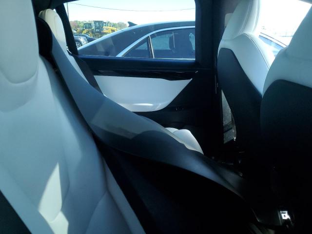 Photo 6 from auction – 2020 TESLA MODEL X with VIN 5YJXCBE21LF299015