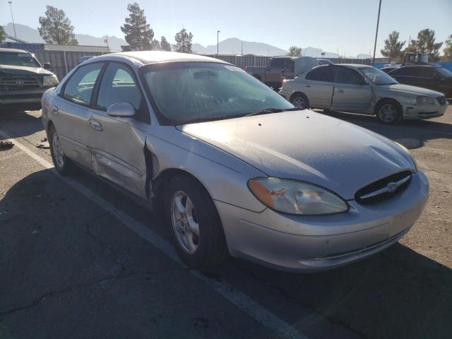 FORD TAURUS 2003 with VIN 1FAFP552X3G176620 - Photo from auction
