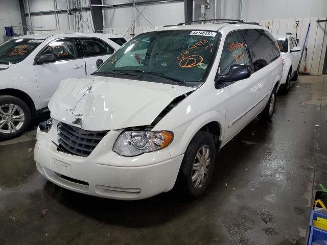Photo 2 from auction – 2007 CHRYSLER TOWN & COU with VIN 2A4GP54LX7R310128