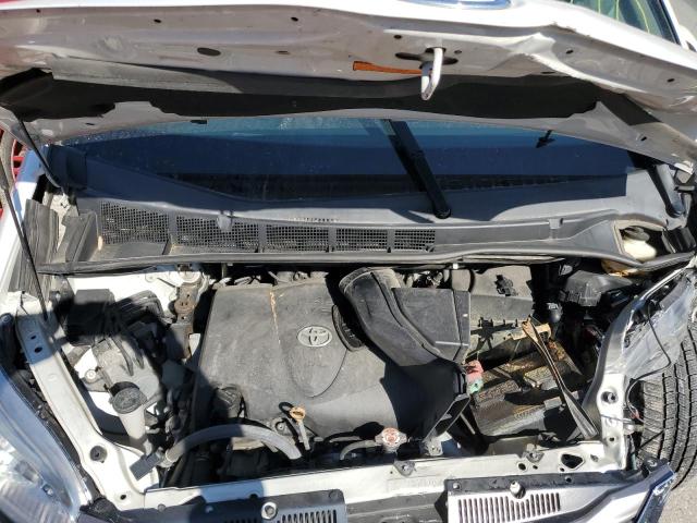 Photo 7 from auction – 2017 TOYOTA SIENNA XLE with VIN 5TDDZ3DC6HS166920