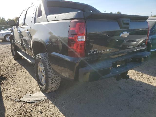 Photo 3 from auction – 2011 CHEVROLET AVALANCE with VIN 3GNMCEE0XBG220251
