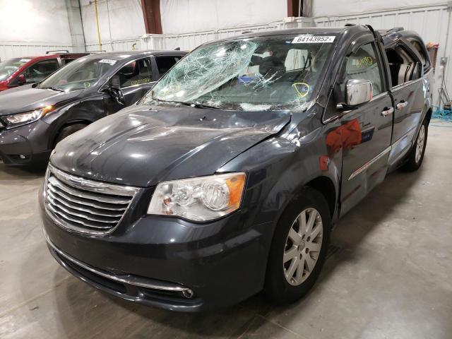 Photo 2 from auction – 2014 CHRYSLER TOWN & COU with VIN 2C4RC1BGXER326304