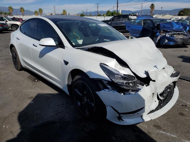 TESLA MODEL 3 2022 with VIN 5YJ3E1EB8NF137369 - Photo from auction
