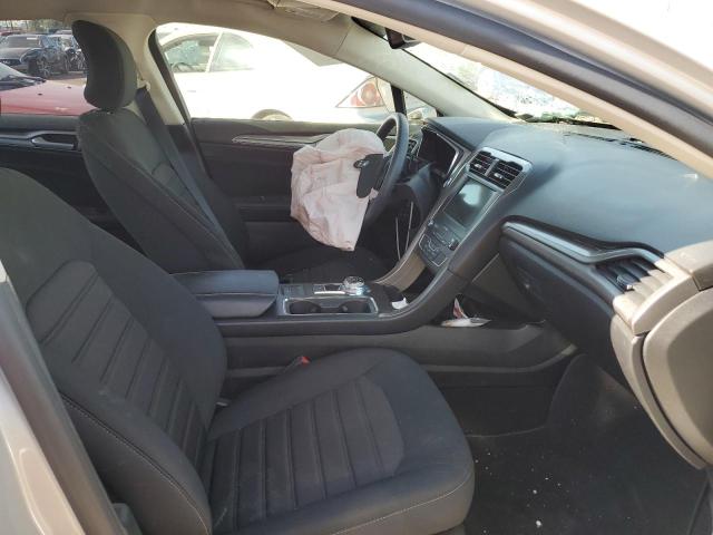 Photo 5 from auction – 2019 FORD FUSION SE with VIN 3FA6P0HD2KR232119