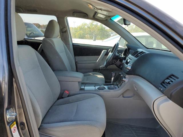 Photo 5 from auction – 2011 TOYOTA HIGHLANDER with VIN 5TDBK3EH3BS044688
