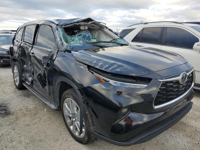 TOYOTA HIGHLANDER 2021 with VIN 5TDYZRAH5MS524510 - Photo from auction