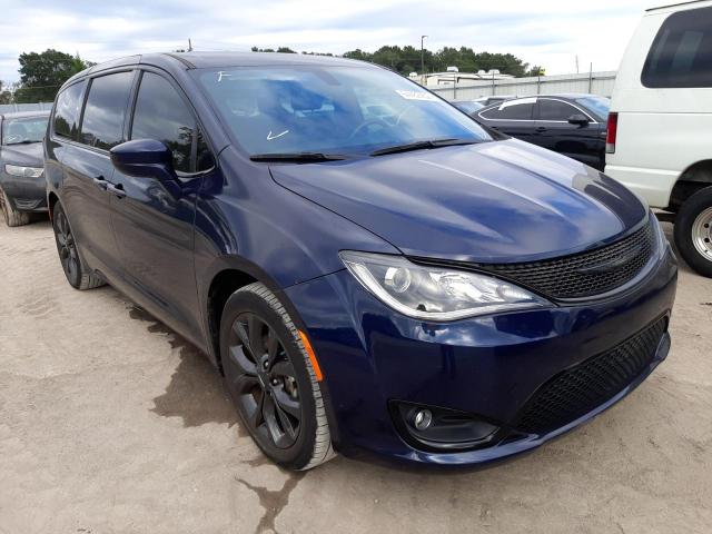 CHRYSLER PACIFICA T 2018 with VIN 2C4RC1FGXJR361963 - Photo from auction